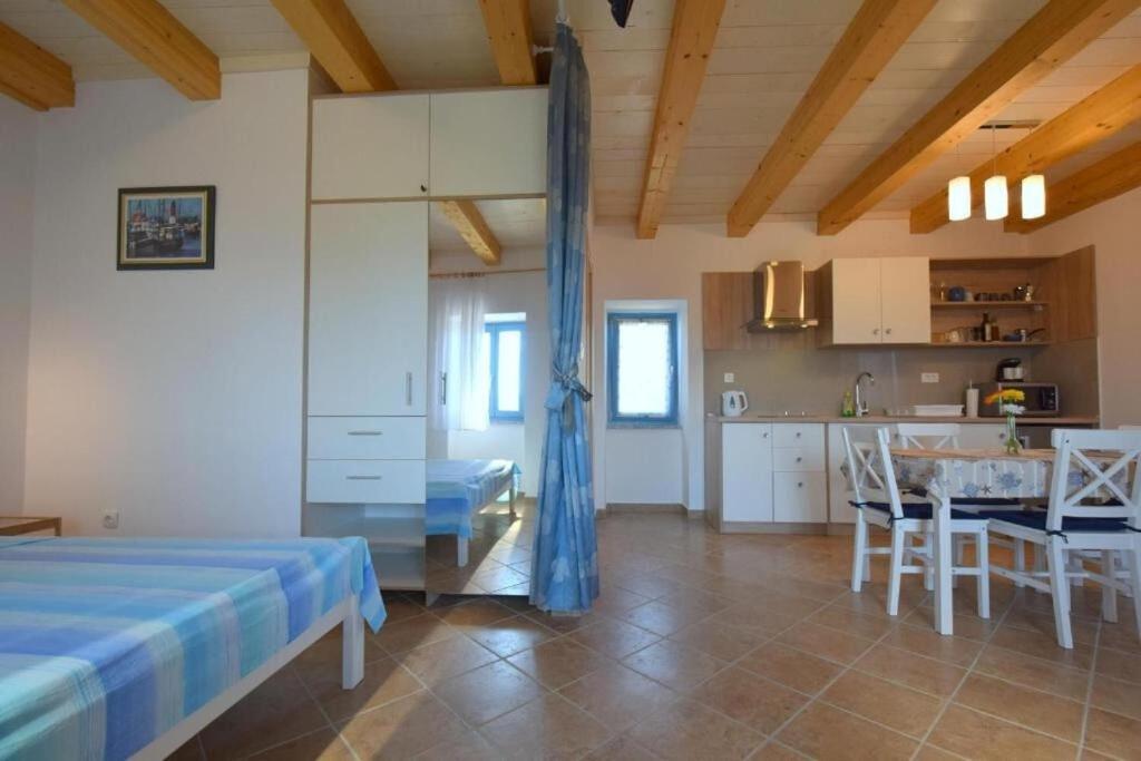 Apartments Insula Insule - Rustic & Peaceful Skrbcici Экстерьер фото