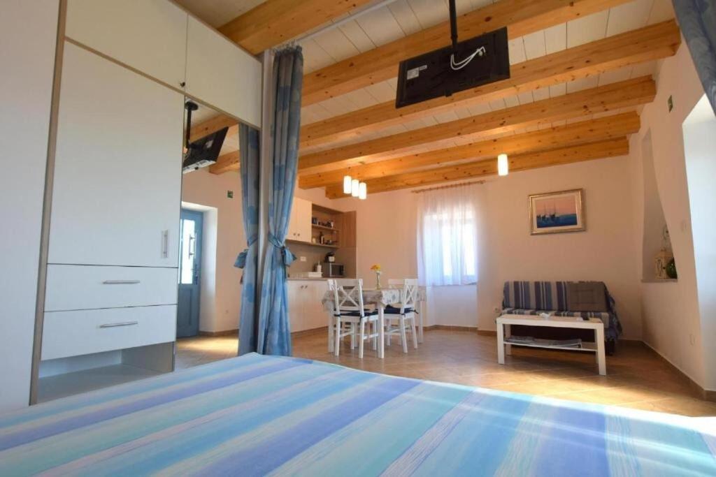 Apartments Insula Insule - Rustic & Peaceful Skrbcici Экстерьер фото